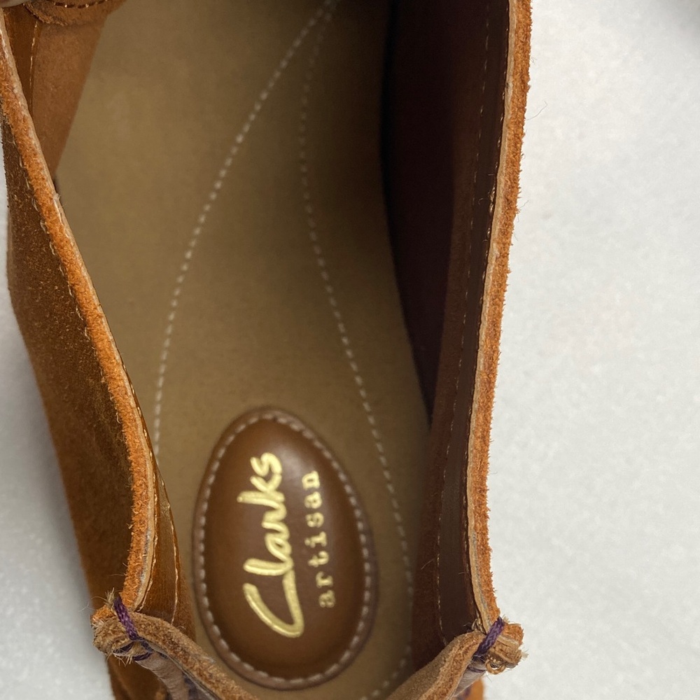 Clarks Brown Suede Ankle Boots with Purple Laces Size 8.5 - Picture 13 of 16